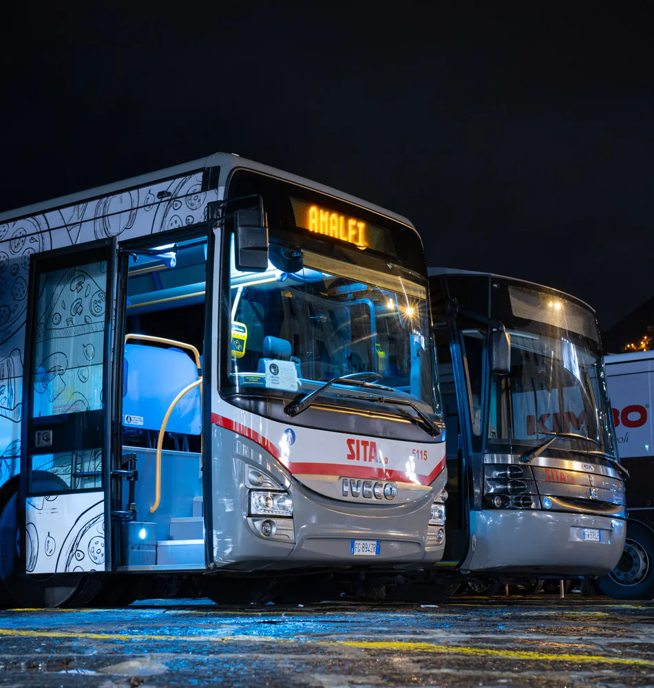 Автобус на побережье